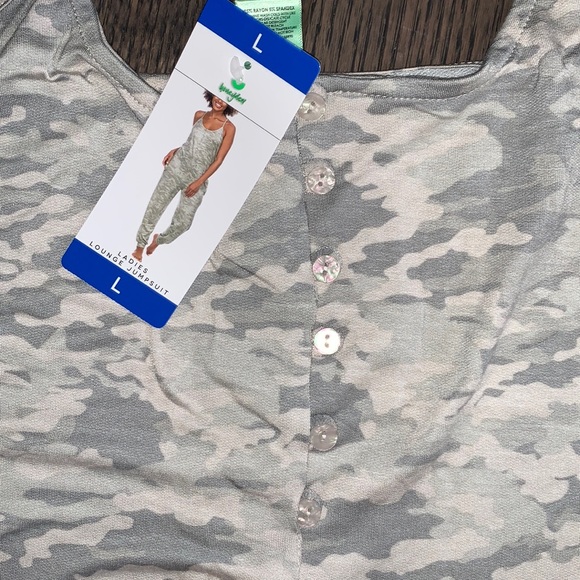 *NEW* Honeydew Cute Jumpsuit with pockets 🥰 - Large - Picture 3 of 8